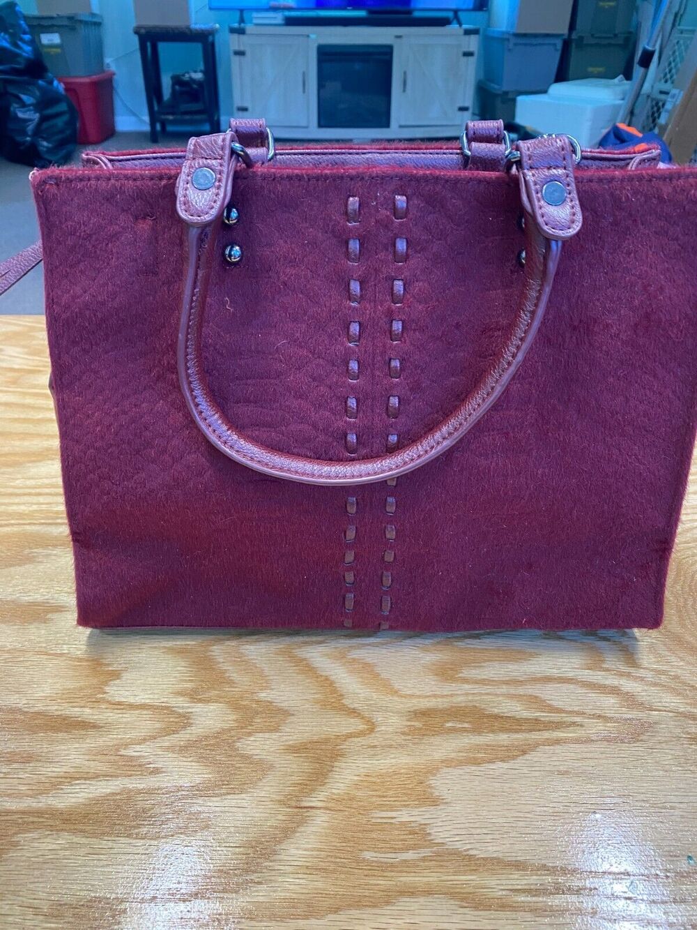 Chico’s Women's Maroon Faux Fur Top Handle Zipper Classic Shoulder Bag B88